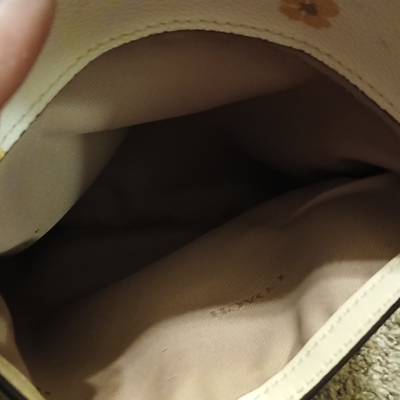 Coach Floral Crossbody Bag Cream Yellow Print Gold Hardware A2079-89520 - Picture 6 of 11